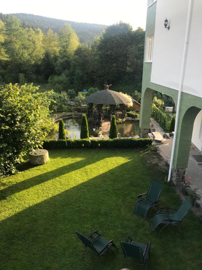 Ярдана Lägenhet Skhidnytsia Exteriör bild