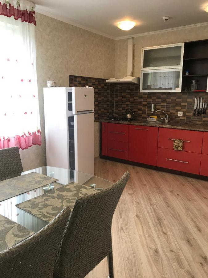 Ярдана Lägenhet Skhidnytsia Exteriör bild