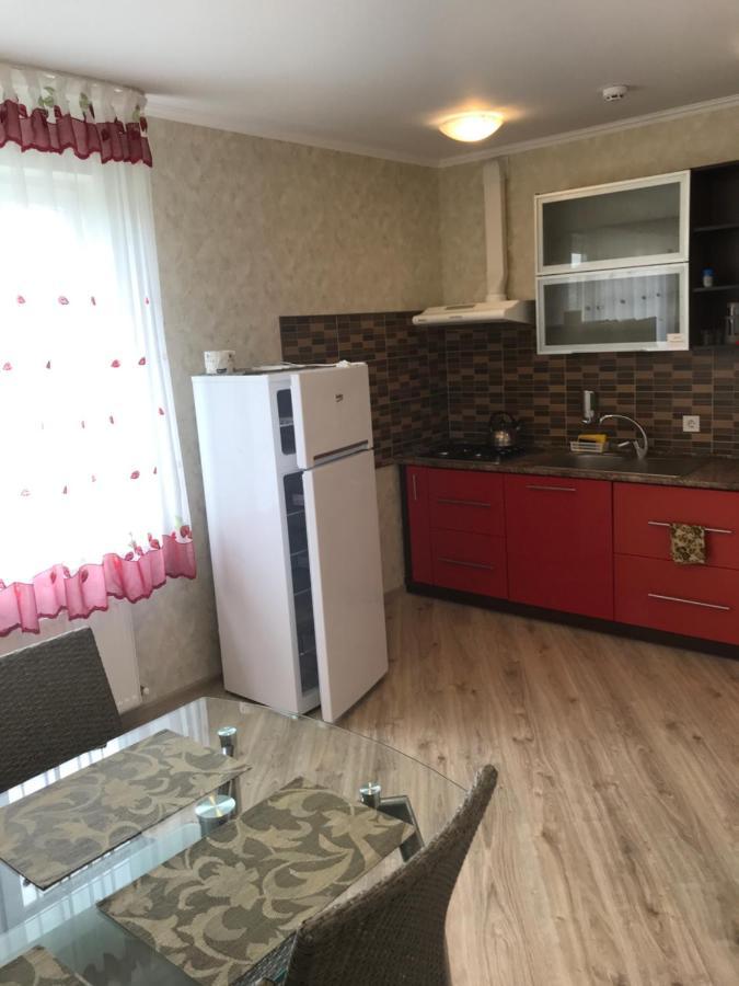 Ярдана Lägenhet Skhidnytsia Exteriör bild